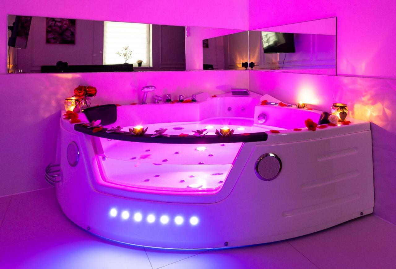 Zamoyskiego Jacuzzi Apartment Cracovia Exterior foto